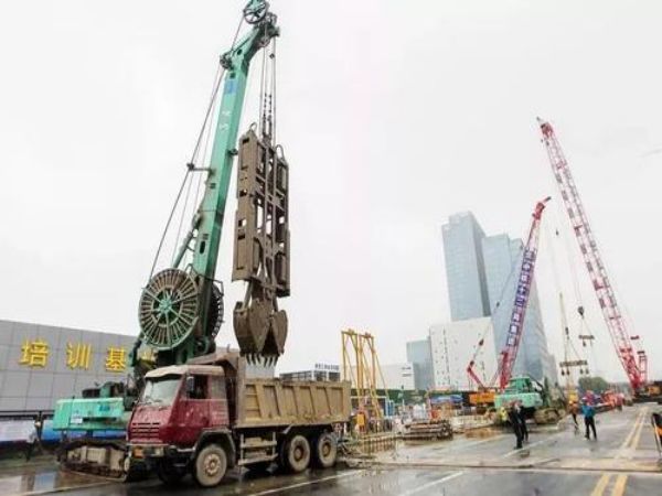 沅陵县吊车出租公司电话_叉车出租对驾驶人员的资格要求